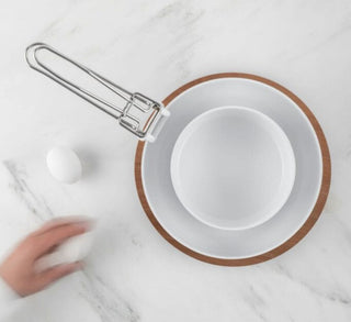 Discover KnIndustrie's exquisite kitchenware: where elegance, functionality, and design innovation come together Buy now on SHOPDECOR®