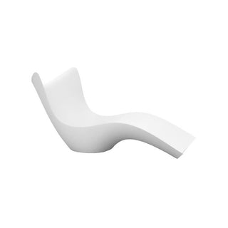 Vondom Surf sunlounger polyethylene by Karim Rashid - Buy now on ShopDecor - Discover the best products by VONDOM design