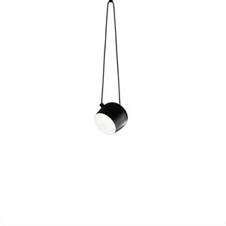 Flos AIM Small pendant lamp with ceiling rose included #variant# | Acquista i prodotti di FLOS ora su ShopDecor