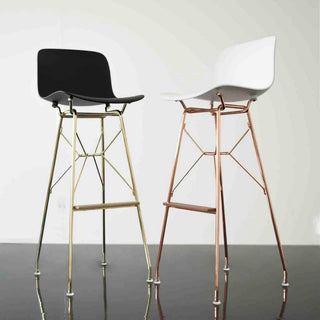 Magis Troy Wireframe high stool in polypropylene with black structure h. 102 cm. Buy on Shopdecor MAGIS collections