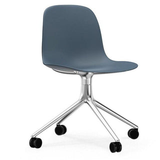 Normann Copenhagen Form polypropylene swivel chair with 4 wheels, aluminium legs Normann Copenhagen Form Blue - Buy now on ShopDecor - Discover the best products by NORMANN COPENHAGEN design