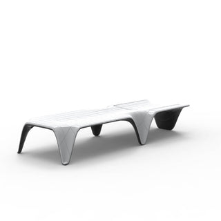 Vondom F3 two-tone sunlounger white/black by Fabio Novembre - Buy now on ShopDecor - Discover the best products by VONDOM design